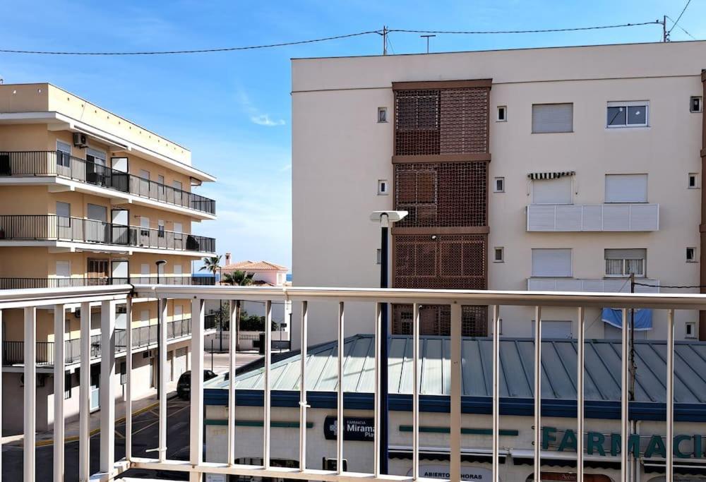 Amplio Piso Con Terraza A 50 M De Playa Miramar 아파트 외부 사진